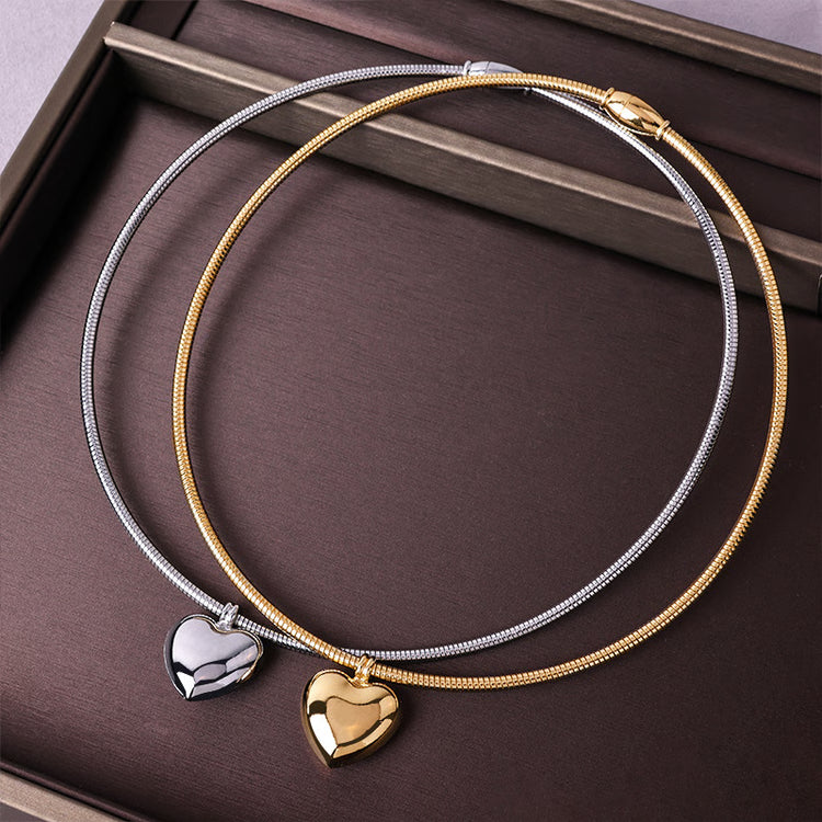 Heart-Shaped Pendant Necklace – Snake Chain Magnetic Clasp Elegant Jewelry